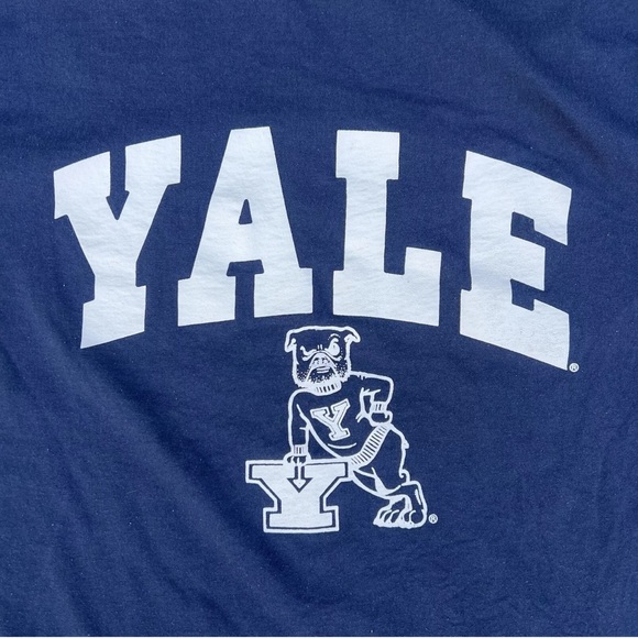 Vintage YALE University Bulldogs SpellOut Graphic T-shirt Size M 90s FTOL - Picture 4 of 5